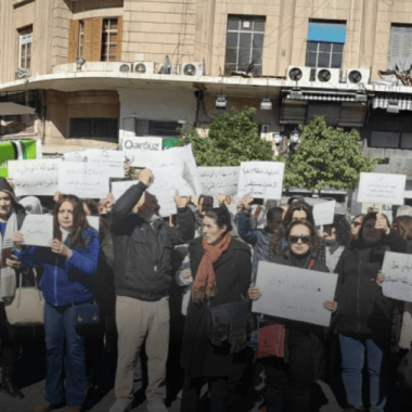 Suriye'de işçiler yeni rejimin neoliberal politikalarını protesto ediyor (Fotoğraf: Devrimci Sol)